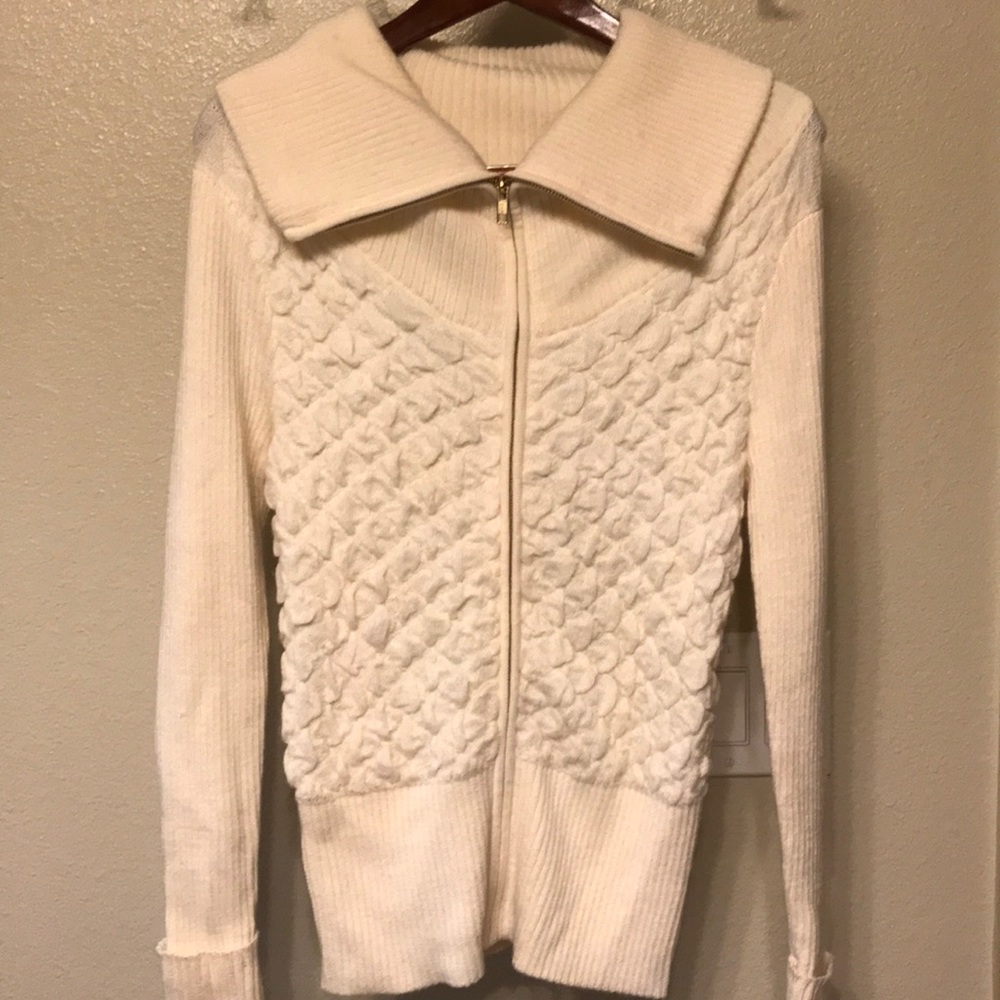 Cache zip sweater